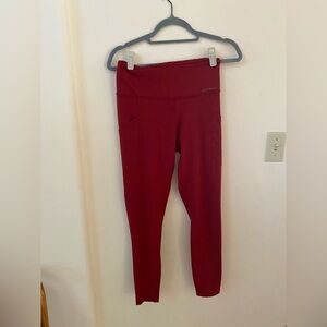 EDDIE BAUER WOMENS TRAIL TIGHT RED ATHLETIC LEGGINGS FALL/HOL 23